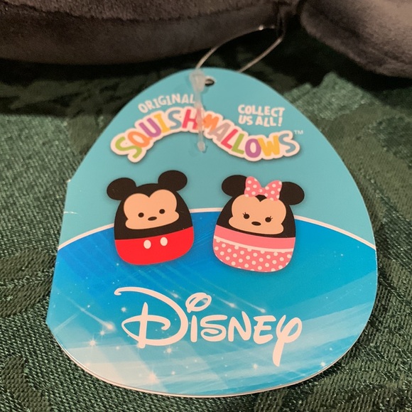 Disney Mickey Mouse Squishmallow - Picture 4 of 8